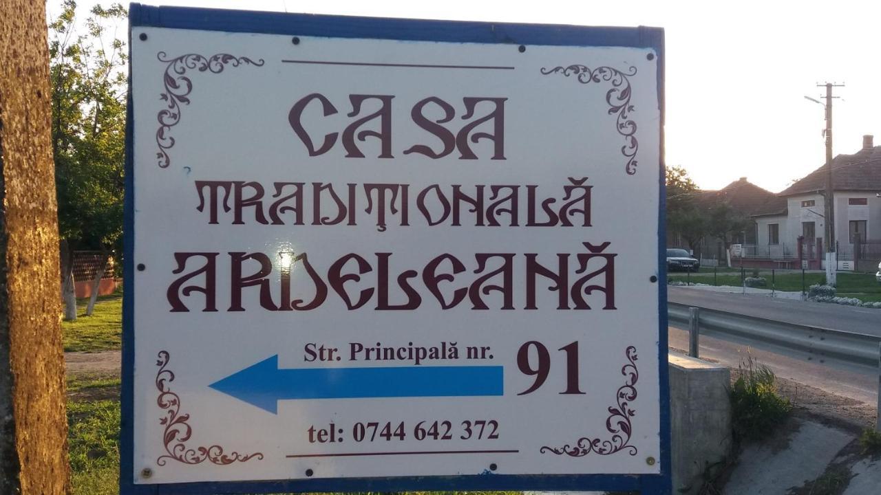 Casa Traditionala Ardeleana Madaras  Eksteriør bilde